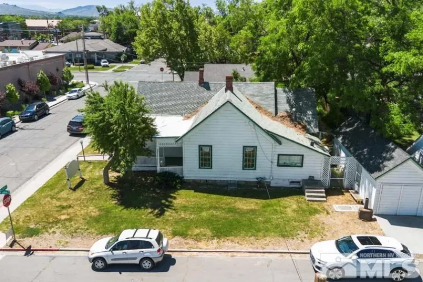1114 Curry, Carson City, Nevada 89703, ,Commercial Sale,Residential,Curry,250006557