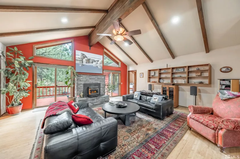 350 Black Pine, Reno, Nevada 89511, 3 Bedrooms Bedrooms, ,3 BathroomsBathrooms,Residential,Residential,Black Pine,250006561