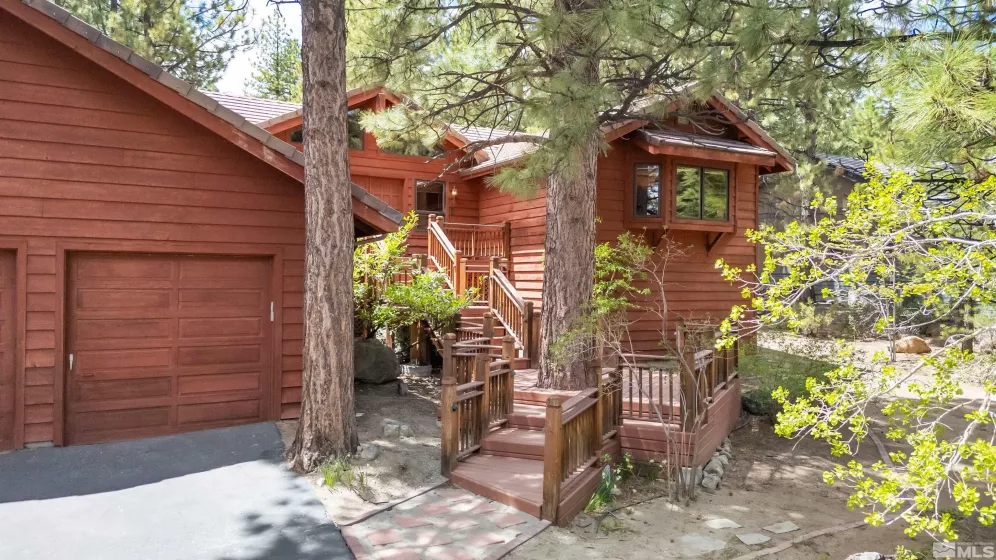 350 Black Pine, Reno, Nevada 89511, 3 Bedrooms Bedrooms, ,3 BathroomsBathrooms,Residential,Residential,Black Pine,250006561