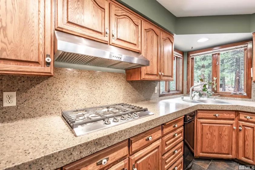 350 Black Pine, Reno, Nevada 89511, 3 Bedrooms Bedrooms, ,3 BathroomsBathrooms,Residential,Residential,Black Pine,250006561
