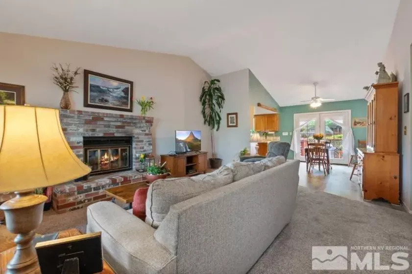 1940 Peavine, Reno, Nevada 89503, 2 Bedrooms Bedrooms, ,2 BathroomsBathrooms,Residential,Residential,Peavine,250006562