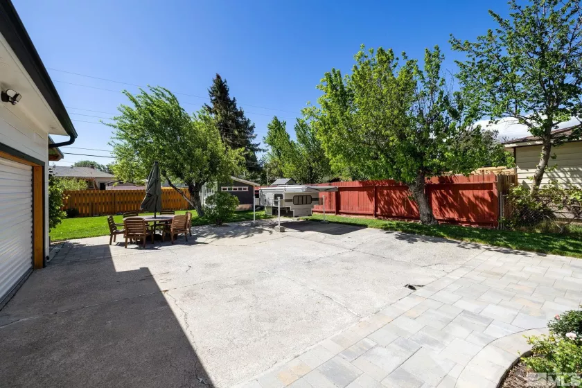 2480 Idlewild, Reno, Nevada 89509, 3 Bedrooms Bedrooms, ,2 BathroomsBathrooms,Residential,Residential,Idlewild,250006564