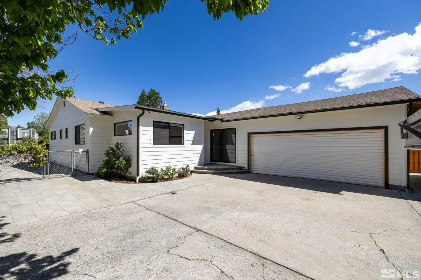 2480 Idlewild, Reno, Nevada 89509, 3 Bedrooms Bedrooms, ,2 BathroomsBathrooms,Residential,Residential,Idlewild,250006564