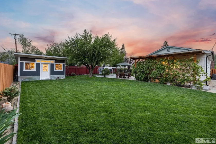 2480 Idlewild, Reno, Nevada 89509, 3 Bedrooms Bedrooms, ,2 BathroomsBathrooms,Residential,Residential,Idlewild,250006564
