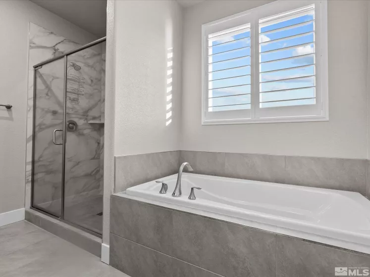 213 Enclave Key, Reno, Nevada 89506, 4 Bedrooms Bedrooms, ,3 BathroomsBathrooms,Residential,Residential,Enclave Key,250006508