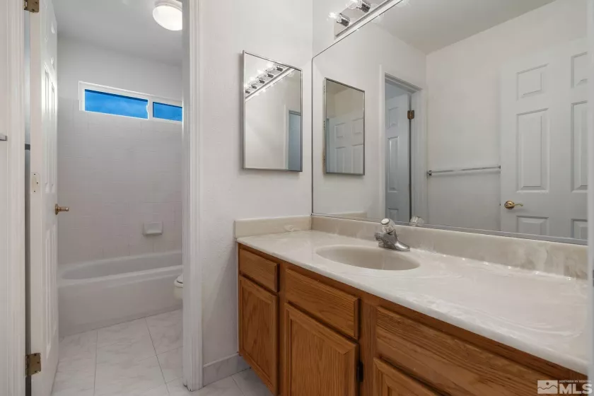 1890 Tess, Reno, Nevada 89511, 4 Bedrooms Bedrooms, ,3 BathroomsBathrooms,Residential,Residential,Tess,250006484