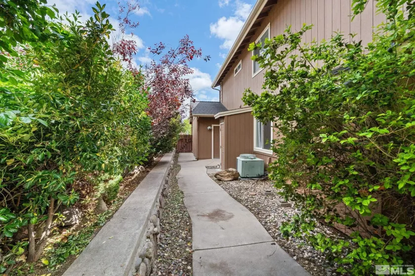 1890 Tess, Reno, Nevada 89511, 4 Bedrooms Bedrooms, ,3 BathroomsBathrooms,Residential,Residential,Tess,250006484