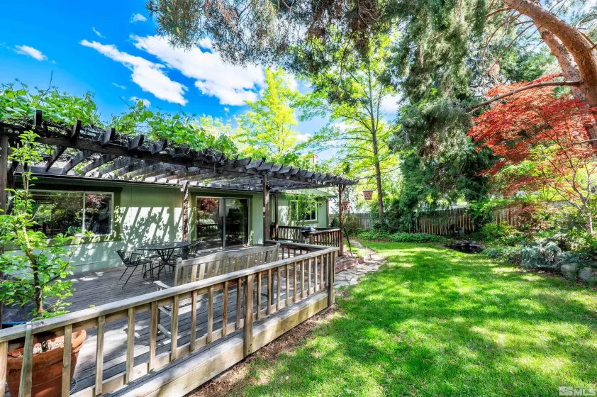 12565 Creek Crest, Reno, Nevada 89511, 3 Bedrooms Bedrooms, ,2 BathroomsBathrooms,Residential,Residential,Creek Crest,250006487