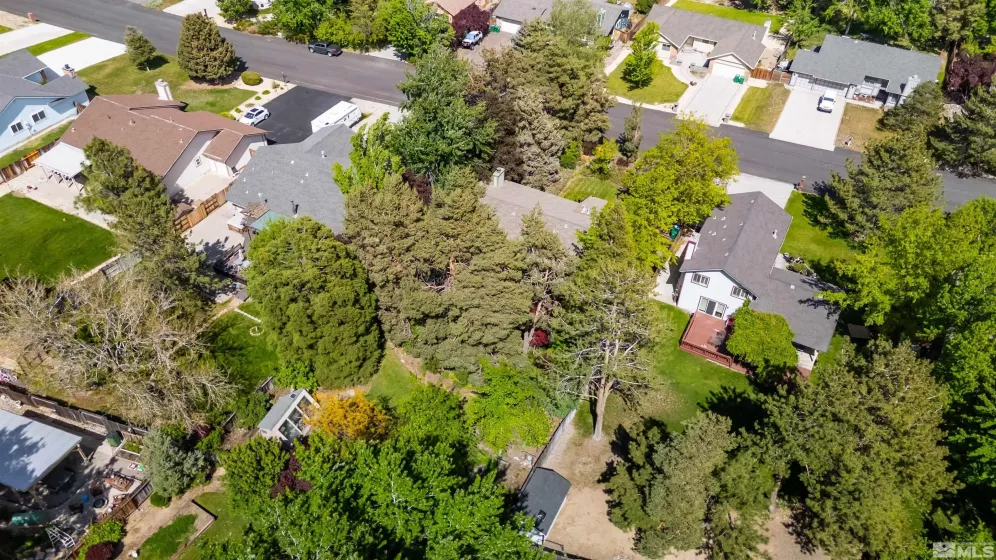 12565 Creek Crest, Reno, Nevada 89511, 3 Bedrooms Bedrooms, ,2 BathroomsBathrooms,Residential,Residential,Creek Crest,250006487
