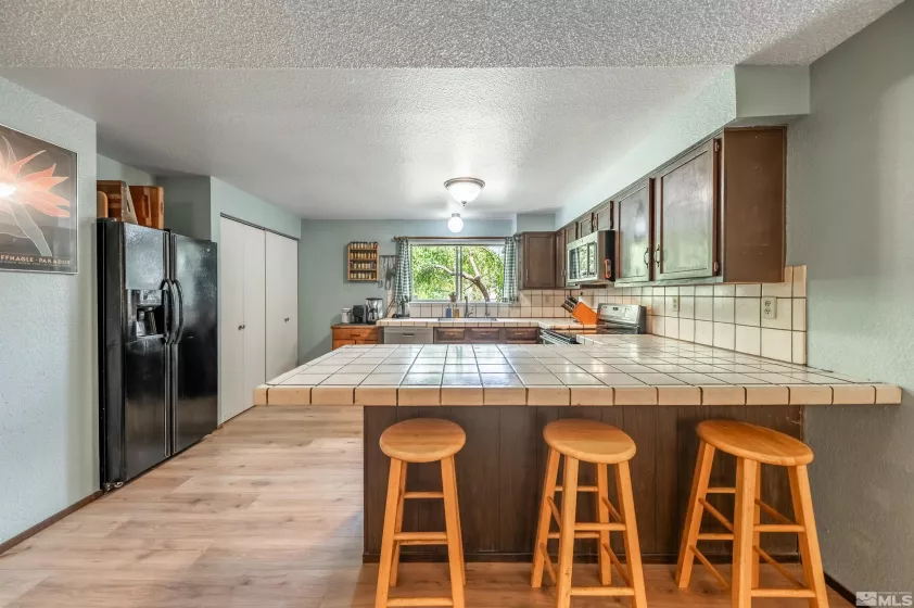 12565 Creek Crest, Reno, Nevada 89511, 3 Bedrooms Bedrooms, ,2 BathroomsBathrooms,Residential,Residential,Creek Crest,250006487
