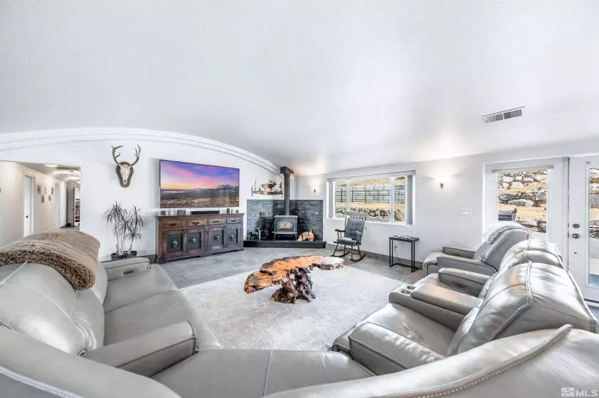 92 Manzanita, Carson City, Nevada 89706, 5 Bedrooms Bedrooms, ,5 BathroomsBathrooms,Residential,Residential,Manzanita,250006530
