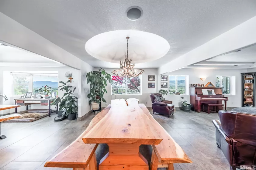 92 Manzanita, Carson City, Nevada 89706, 5 Bedrooms Bedrooms, ,5 BathroomsBathrooms,Residential,Residential,Manzanita,250006530