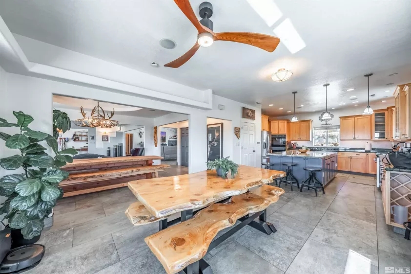 92 Manzanita, Carson City, Nevada 89706, 5 Bedrooms Bedrooms, ,5 BathroomsBathrooms,Residential,Residential,Manzanita,250006530