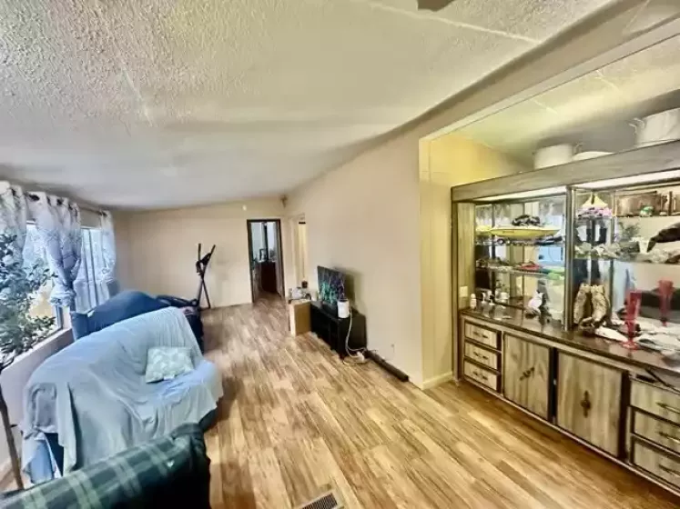 90 Silver Reef Drive, Reno, Nevada 89506, 3 Bedrooms Bedrooms, 9 Rooms Rooms,2 BathroomsBathrooms,Manufactured,Residential,Silver Reef,250006575