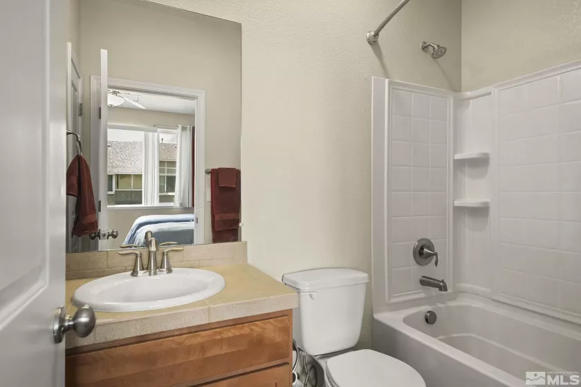 2740 Elsie Irene, Reno, Nevada 89503, 2 Bedrooms Bedrooms, ,3 BathroomsBathrooms,Residential,Residential,Elsie Irene,250005797