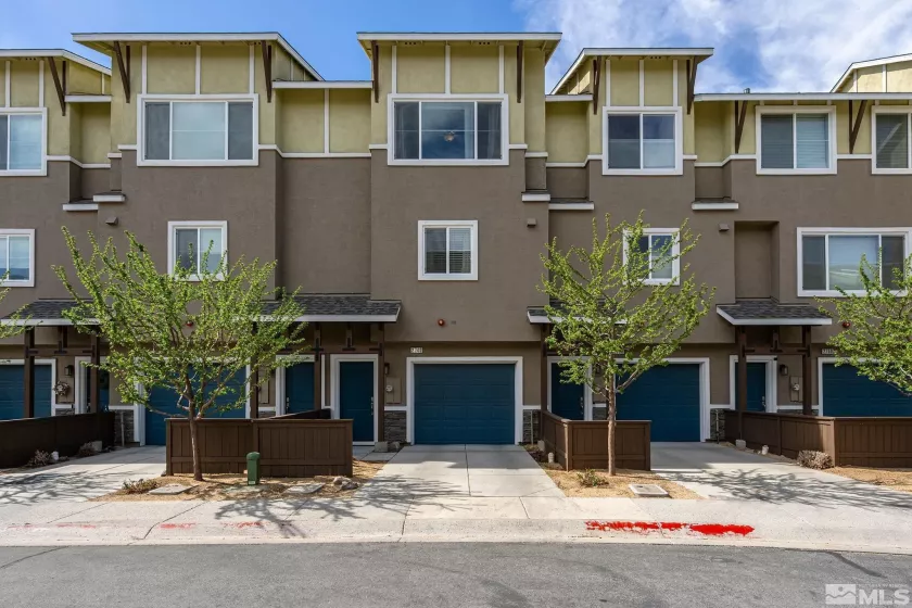 2740 Elsie Irene, Reno, Nevada 89503, 2 Bedrooms Bedrooms, ,3 BathroomsBathrooms,Residential,Residential,Elsie Irene,250005797