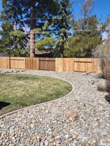 828 Washington, Carson City, Nevada 89703, 3 Bedrooms Bedrooms, ,2 BathroomsBathrooms,Residential,Residential,Washington,250003747