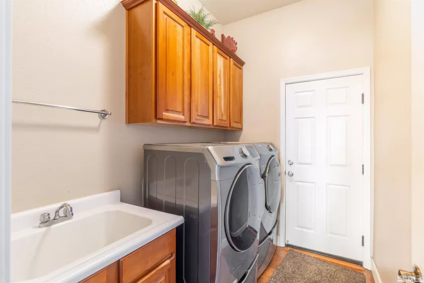 582 Echo Ridge, Reno, Nevada 89511, 4 Bedrooms Bedrooms, ,2 BathroomsBathrooms,Residential,Residential,Echo Ridge,250003754