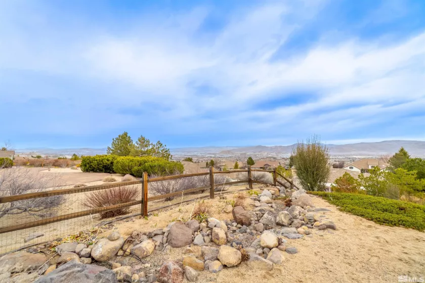 582 Echo Ridge, Reno, Nevada 89511, 4 Bedrooms Bedrooms, ,2 BathroomsBathrooms,Residential,Residential,Echo Ridge,250003754