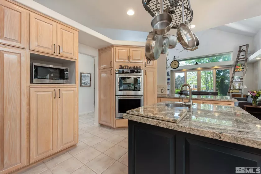 971 Fieldgate, Gardnerville, Nevada 89460, 3 Bedrooms Bedrooms, ,4 BathroomsBathrooms,Residential,Residential,Fieldgate,250006515