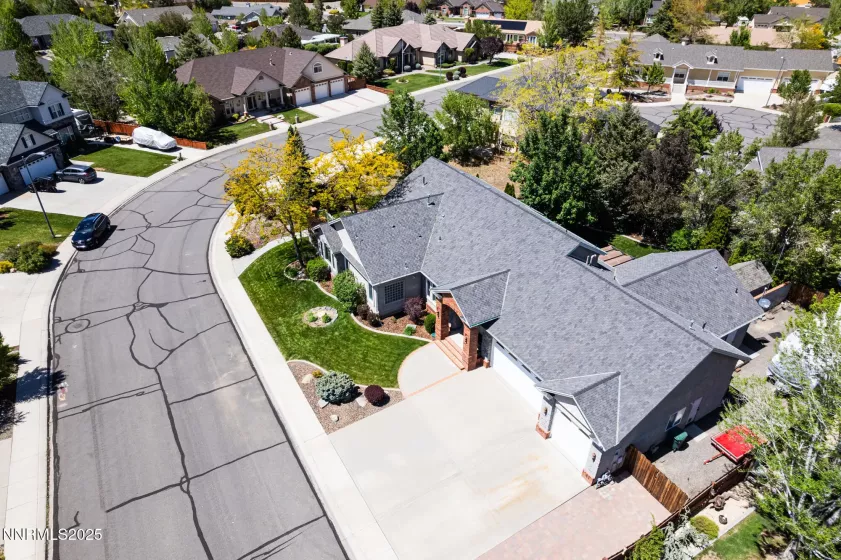 971 Fieldgate, Gardnerville, Nevada 89460, 3 Bedrooms Bedrooms, ,4 BathroomsBathrooms,Residential,Residential,Fieldgate,250006515