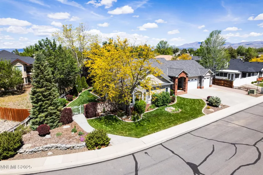 971 Fieldgate, Gardnerville, Nevada 89460, 3 Bedrooms Bedrooms, ,4 BathroomsBathrooms,Residential,Residential,Fieldgate,250006515