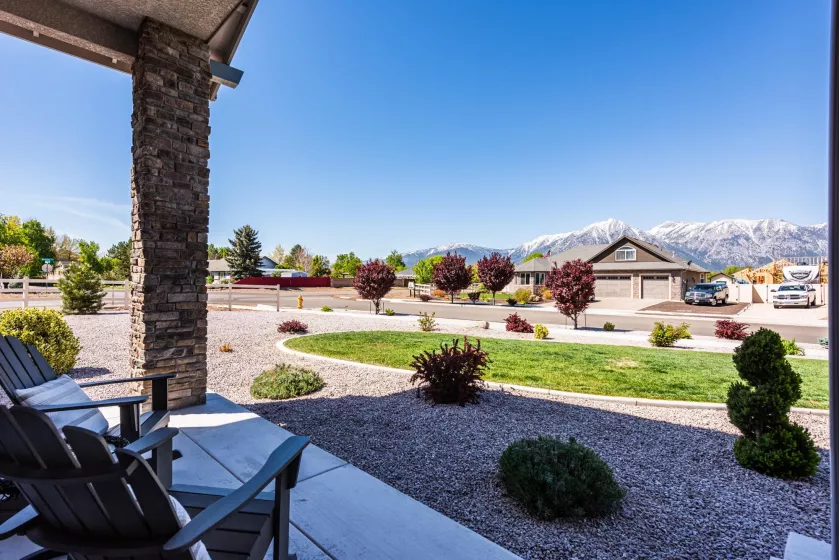 1023 Sun Crest, Gardnerville, Nevada 89460, 4 Bedrooms Bedrooms, ,3 BathroomsBathrooms,Residential,Residential,Sun Crest,250050011