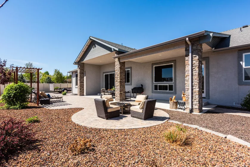 1023 Sun Crest, Gardnerville, Nevada 89460, 4 Bedrooms Bedrooms, ,3 BathroomsBathrooms,Residential,Residential,Sun Crest,250050011