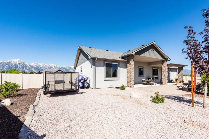 1023 Sun Crest, Gardnerville, Nevada 89460, 4 Bedrooms Bedrooms, ,3 BathroomsBathrooms,Residential,Residential,Sun Crest,250050011