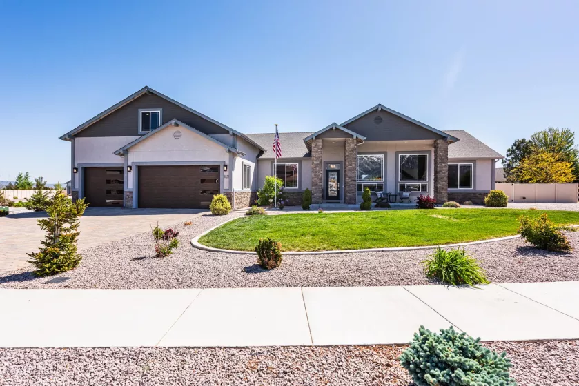 1023 Sun Crest, Gardnerville, Nevada 89460, 4 Bedrooms Bedrooms, ,3 BathroomsBathrooms,Residential,Residential,Sun Crest,250050011