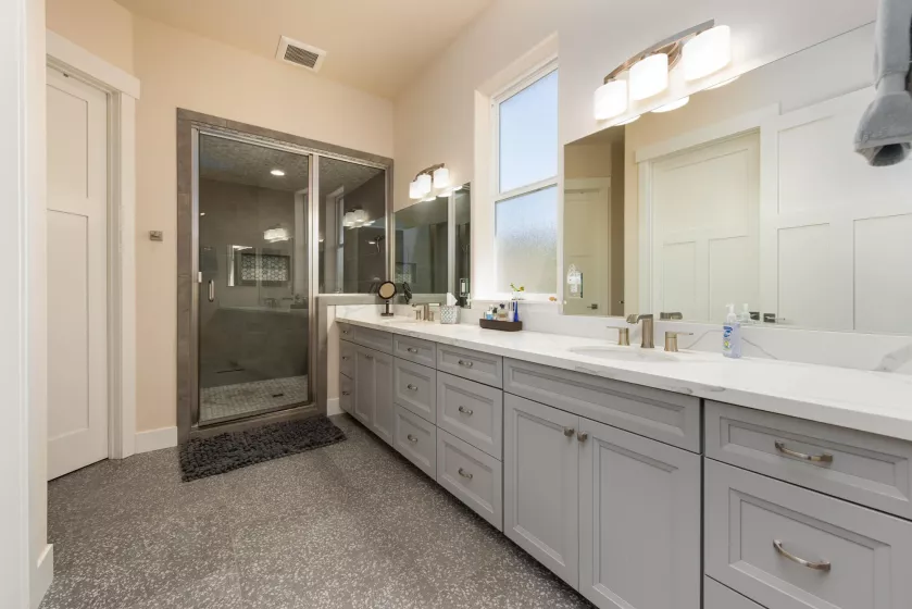 1023 Sun Crest, Gardnerville, Nevada 89460, 4 Bedrooms Bedrooms, ,3 BathroomsBathrooms,Residential,Residential,Sun Crest,250050011