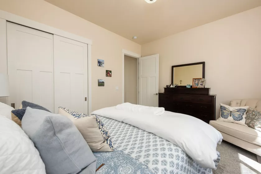1023 Sun Crest, Gardnerville, Nevada 89460, 4 Bedrooms Bedrooms, ,3 BathroomsBathrooms,Residential,Residential,Sun Crest,250050011
