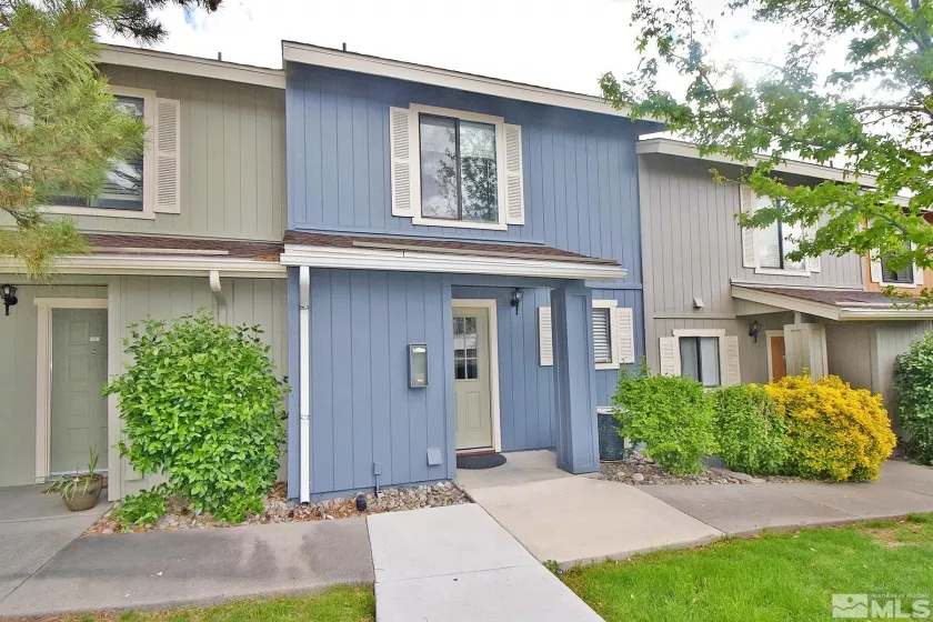 3230 Wedekind, Sparks, Nevada 89431, 2 Bedrooms Bedrooms, ,3 BathroomsBathrooms,Residential,Residential,Wedekind,250006501