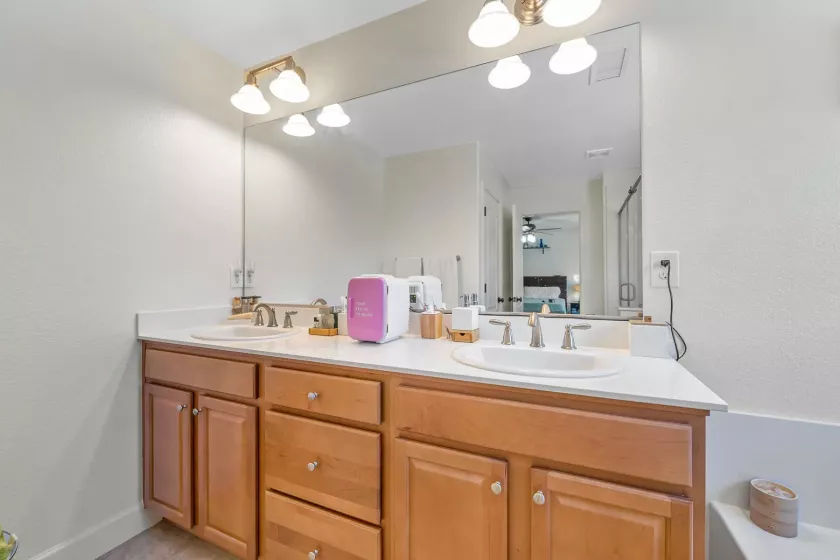 1390 Tule Peak, Carson City, Nevada 89701, 4 Bedrooms Bedrooms, ,3 BathroomsBathrooms,Residential,Residential,Tule Peak,250050013