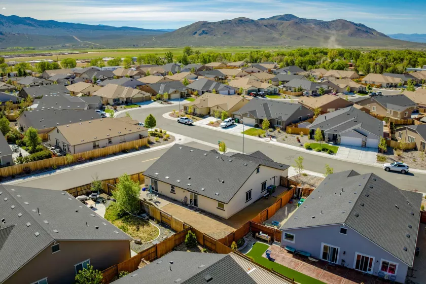 1390 Tule Peak, Carson City, Nevada 89701, 4 Bedrooms Bedrooms, ,3 BathroomsBathrooms,Residential,Residential,Tule Peak,250050013