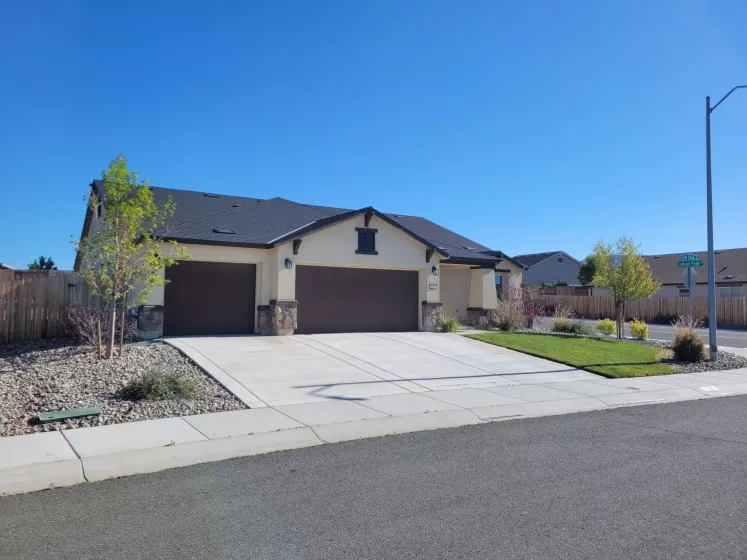 1390 Tule Peak, Carson City, Nevada 89701, 4 Bedrooms Bedrooms, ,3 BathroomsBathrooms,Residential,Residential,Tule Peak,250050013