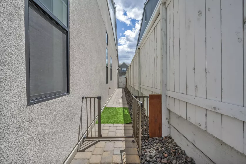 107 Bridlemoor, Reno, Nevada 89511, 3 Bedrooms Bedrooms, ,4 BathroomsBathrooms,Residential,Residential,Bridlemoor,250050019