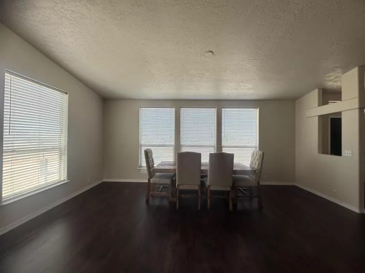 9485 Zaring, Winnemucca, Nevada 89445, 4 Bedrooms Bedrooms, ,3 BathroomsBathrooms,Residential,Residential,Zaring,250050026