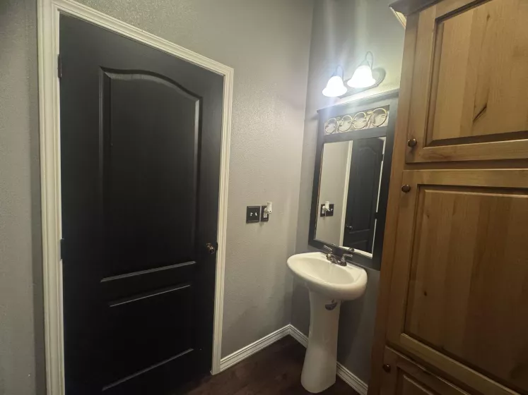 9485 Zaring, Winnemucca, Nevada 89445, 4 Bedrooms Bedrooms, ,3 BathroomsBathrooms,Residential,Residential,Zaring,250050026