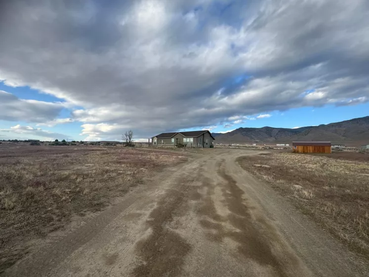9485 Zaring, Winnemucca, Nevada 89445, 4 Bedrooms Bedrooms, ,3 BathroomsBathrooms,Residential,Residential,Zaring,250050026