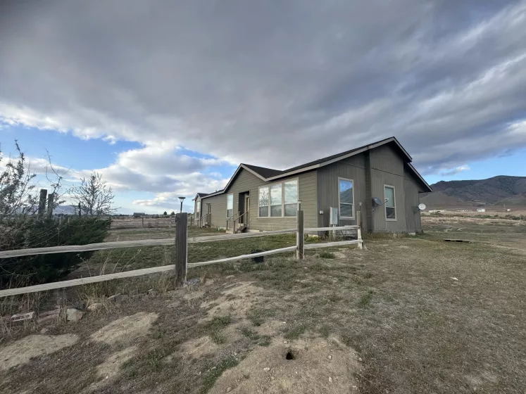 9485 Zaring, Winnemucca, Nevada 89445, 4 Bedrooms Bedrooms, ,3 BathroomsBathrooms,Residential,Residential,Zaring,250050026