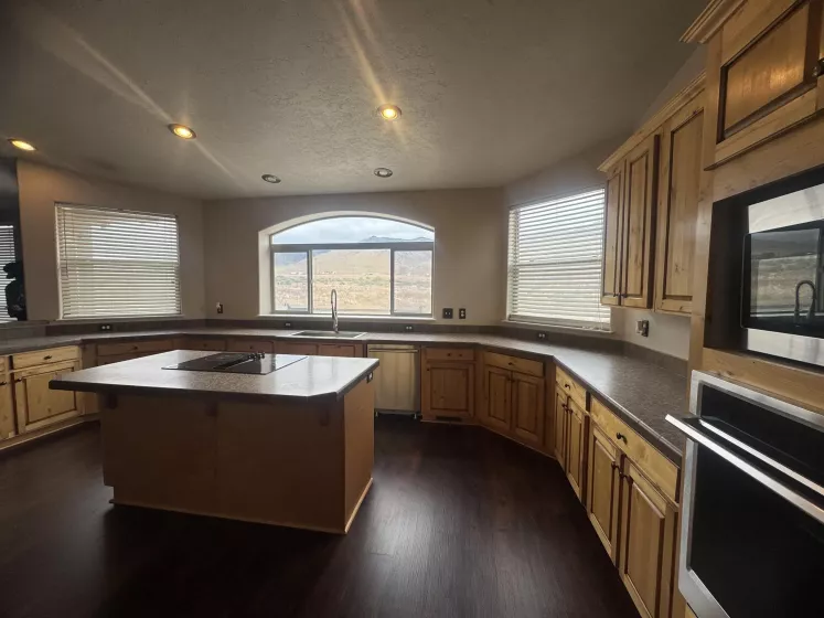 9485 Zaring, Winnemucca, Nevada 89445, 4 Bedrooms Bedrooms, ,3 BathroomsBathrooms,Residential,Residential,Zaring,250050026