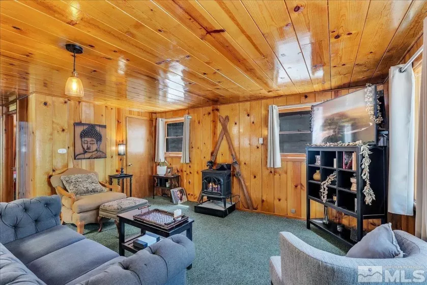 3608 Aspen, South Lake Tahoe, California 96150, 2 Bedrooms Bedrooms, ,1 BathroomBathrooms,Residential,Residential,Aspen,250004980