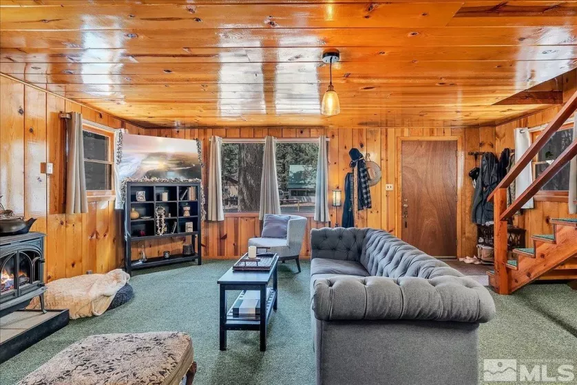 3608 Aspen, South Lake Tahoe, California 96150, 2 Bedrooms Bedrooms, ,1 BathroomBathrooms,Residential,Residential,Aspen,250004980