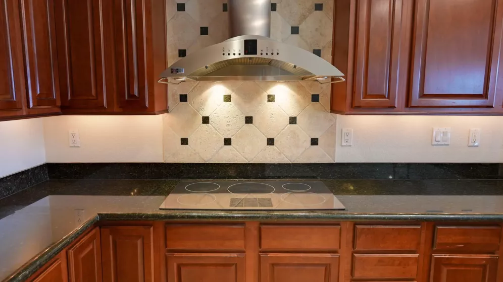 200 2nd, Reno, Nevada 89501, 2 Bedrooms Bedrooms, ,3 BathroomsBathrooms,Residential,Residential,2nd,250050069