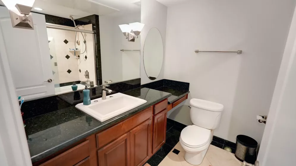200 2nd, Reno, Nevada 89501, 2 Bedrooms Bedrooms, ,3 BathroomsBathrooms,Residential,Residential,2nd,250050069