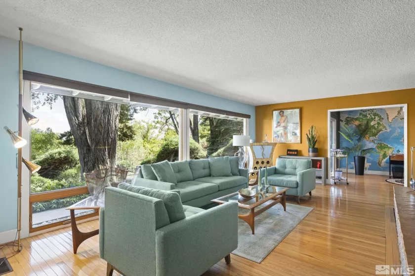 2135 Skyline, Reno, Nevada 89509, 3 Bedrooms Bedrooms, ,3 BathroomsBathrooms,Residential,Residential,Skyline,250006502