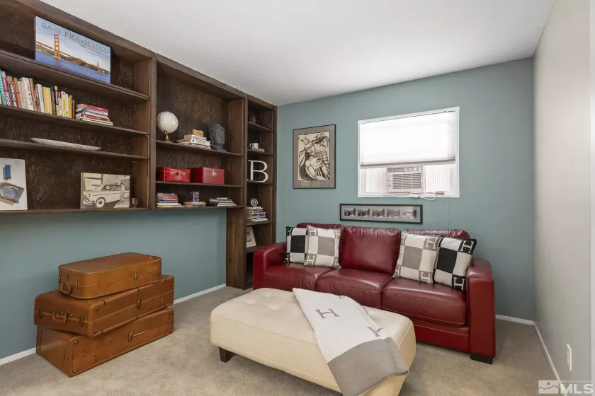 2135 Skyline, Reno, Nevada 89509, 3 Bedrooms Bedrooms, ,3 BathroomsBathrooms,Residential,Residential,Skyline,250006502