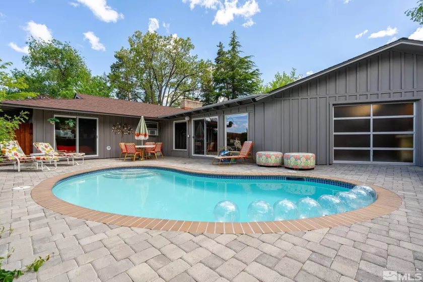2135 Skyline, Reno, Nevada 89509, 3 Bedrooms Bedrooms, ,3 BathroomsBathrooms,Residential,Residential,Skyline,250006502