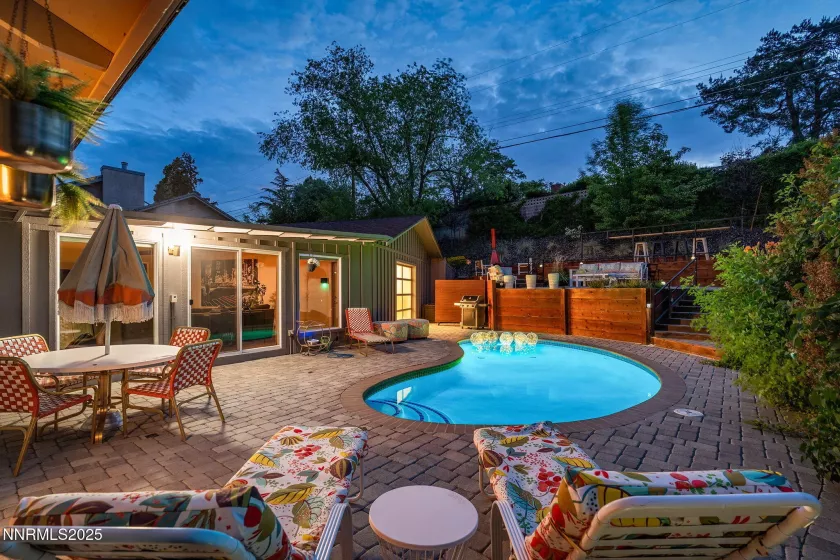 2135 Skyline, Reno, Nevada 89509, 3 Bedrooms Bedrooms, ,3 BathroomsBathrooms,Residential,Residential,Skyline,250006502